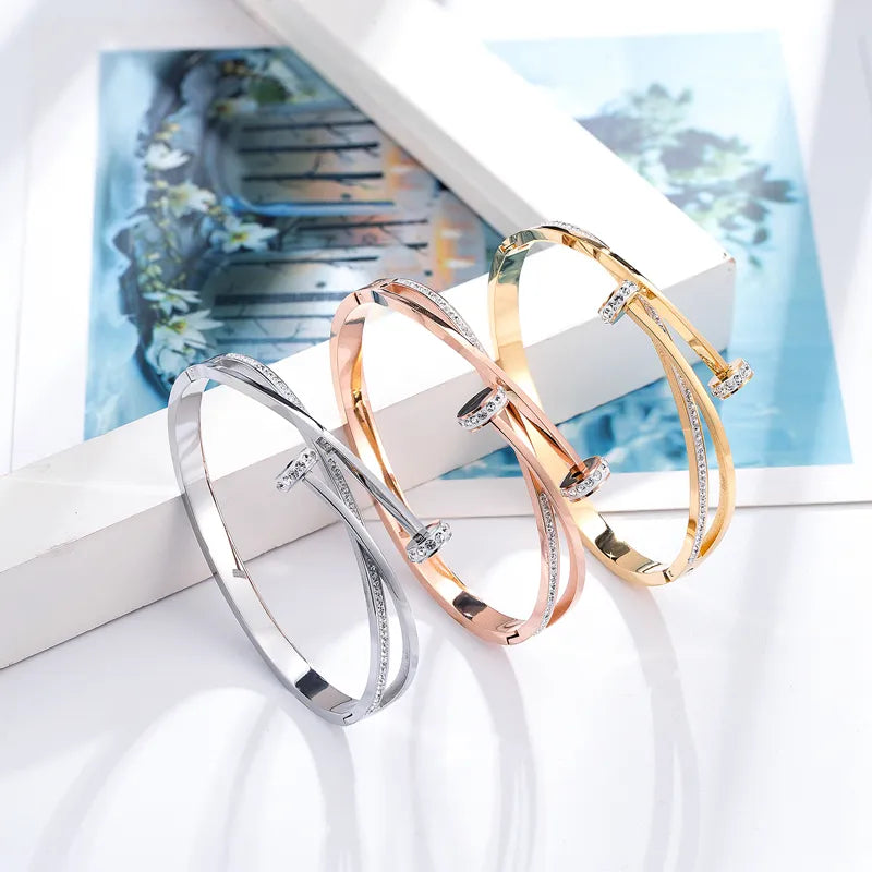 Crystal Nail Head Bracelet - ÉclatMystique