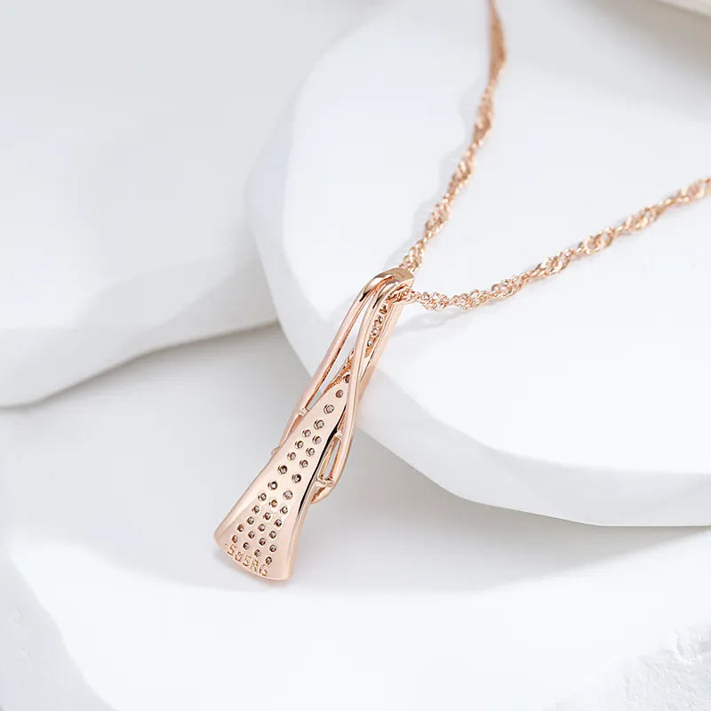 Curve Triangle Necklace - ÉclatMystique