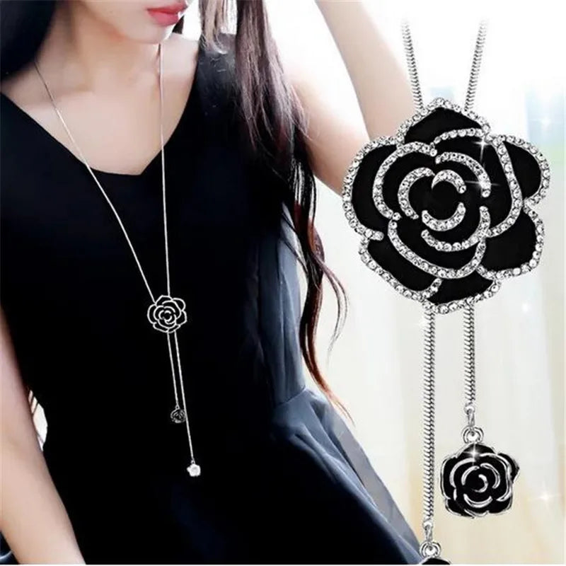 Black Rose Necklace - ÉclatMystique
