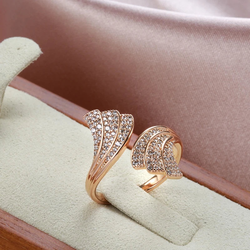 Fan Shape Zircon Ring