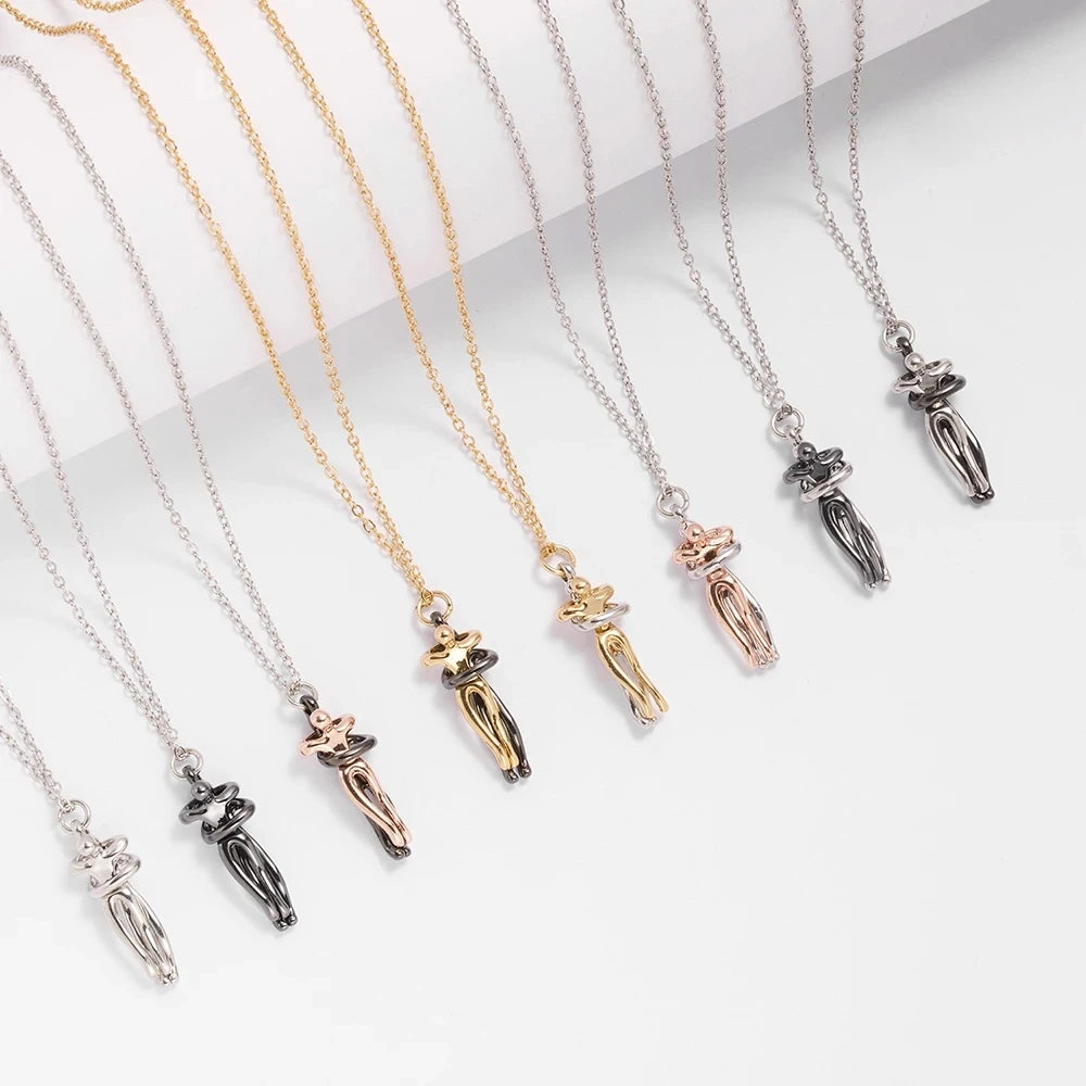 Hugging Couple Necklace - ÉclatMystique