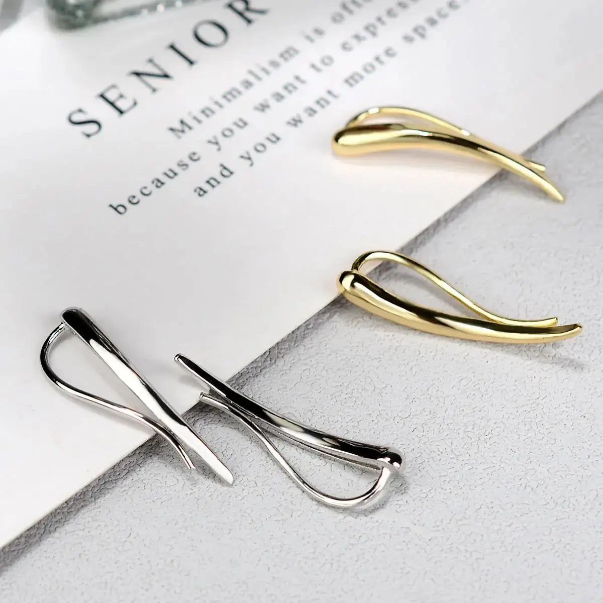 Curved Earrings - ÉclatMystique