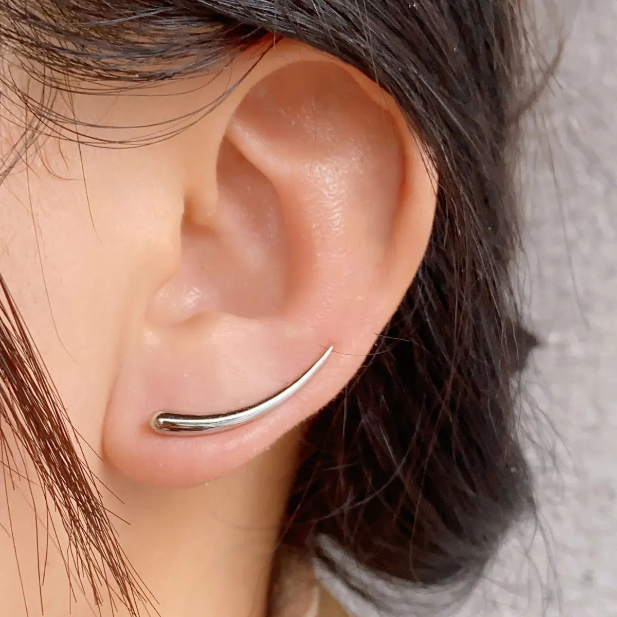 Curved Earrings - ÉclatMystique
